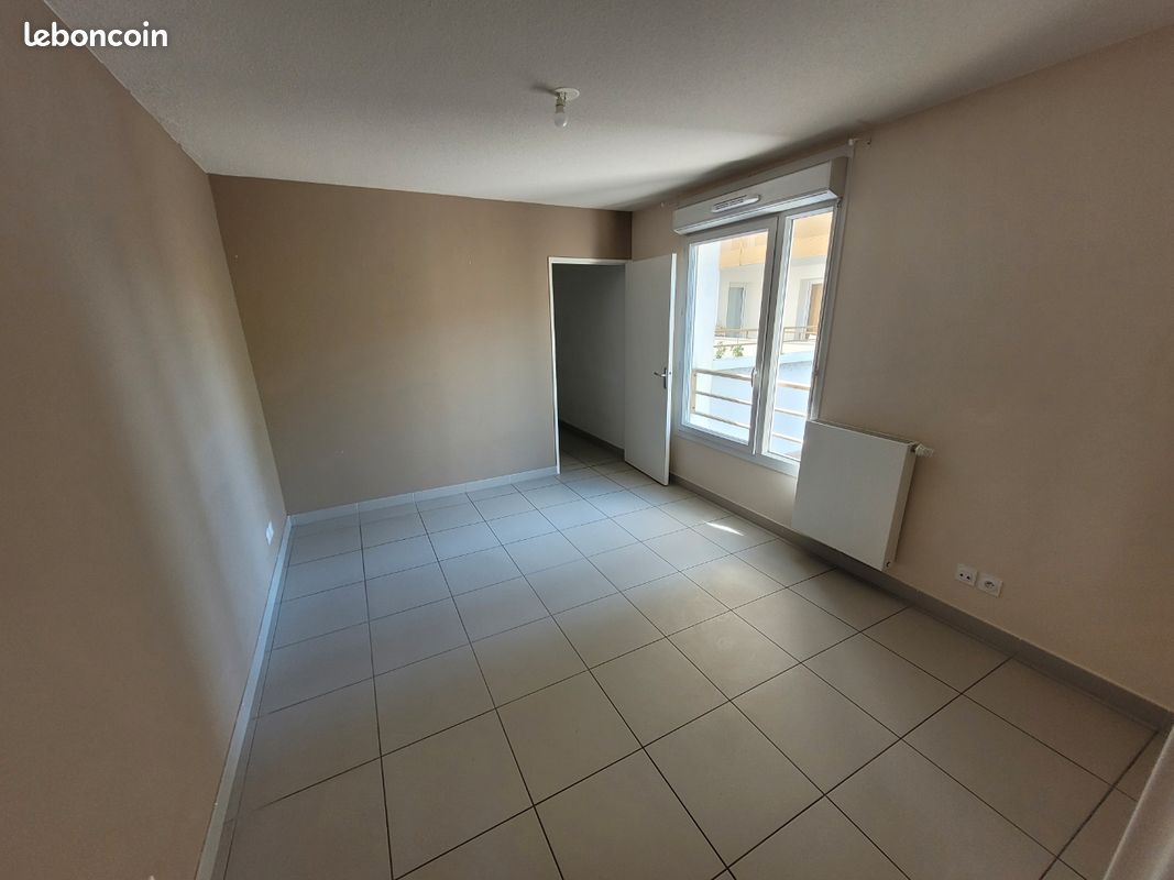 À LOUER – Cabinet médical 35m² – PMR – 1er étage avec ascenseur | Lyon 69009 | 610 €