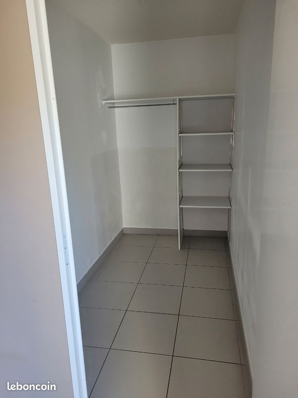 À LOUER – Cabinet médical 35m² – PMR – 1er étage avec ascenseur | Lyon 69009 | 610 €
